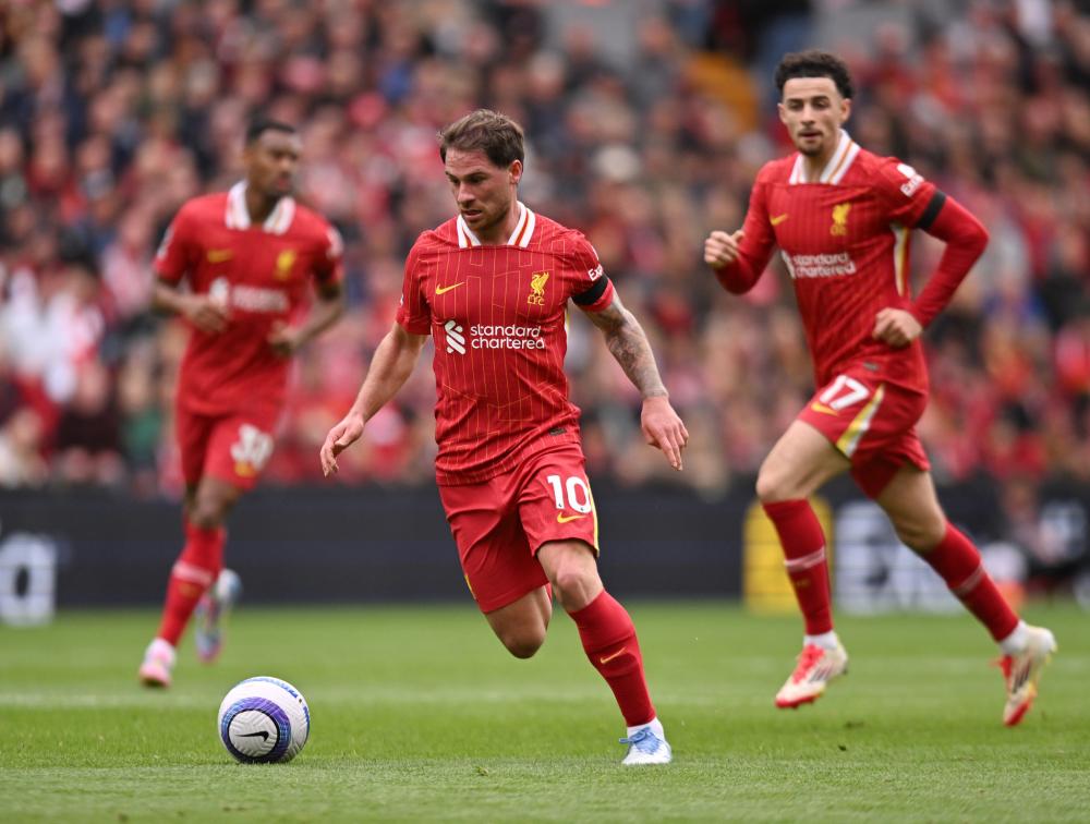 在赛场上更 在赛场上更